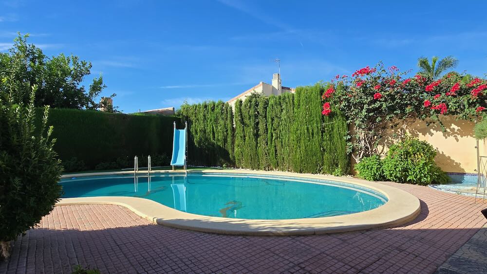 Property 2499 - Image 15